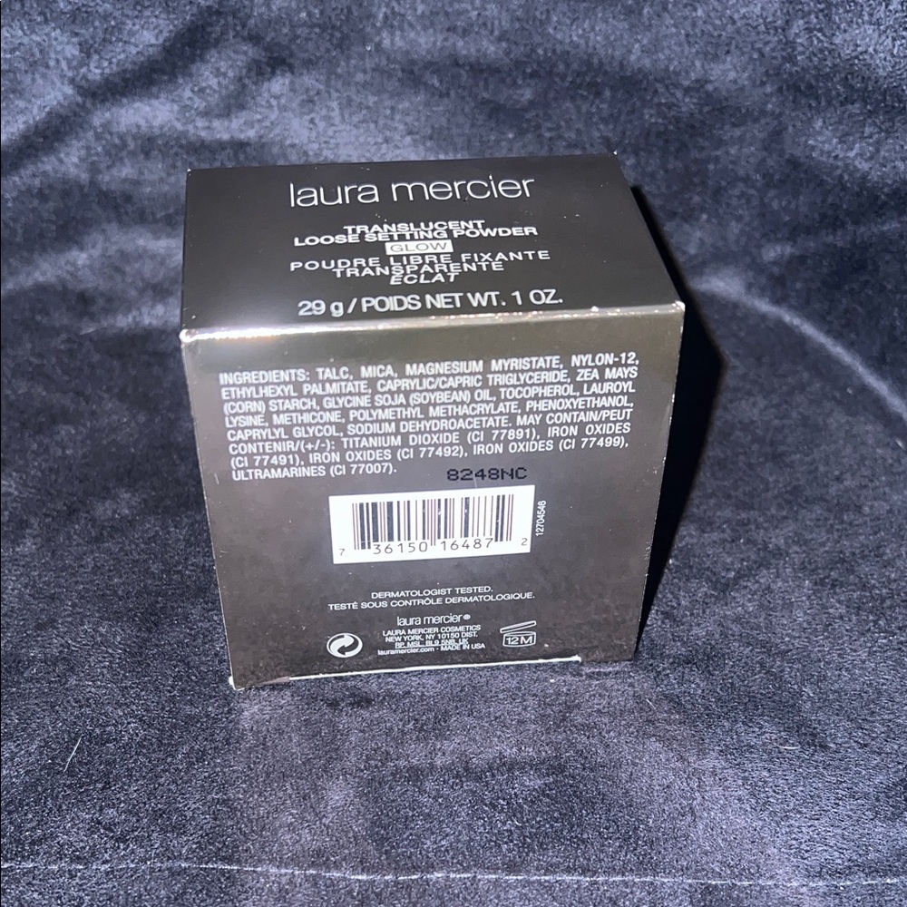 Laura Mercier Translucent Loose Setting Powder - Glow - Picture 4 of 5